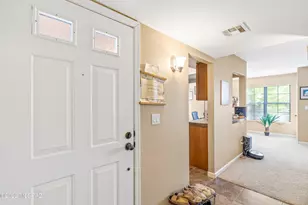 6651 N Campbell Ave, Tucson, AZ 85718 - Photo 9