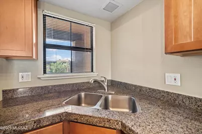 6651 N Campbell Avenue #141, Tucson, AZ 85718 - Photo 19
