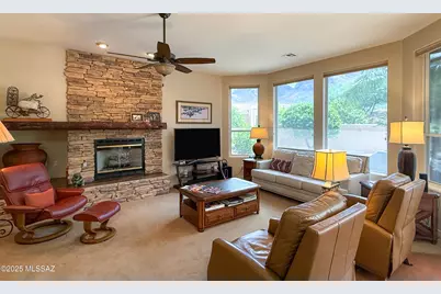 68 E Sunridge Place, Oro Valley, AZ 85737 - Photo 11
