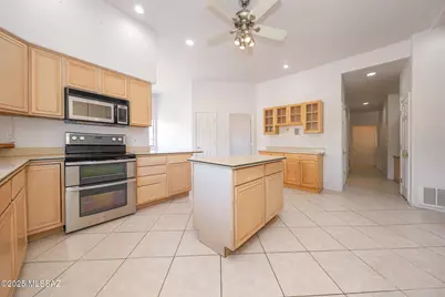 [Address not provided], Tucson, AZ 85730 - Photo 9