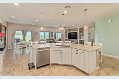 21458 E Patriot Lane, Red Rock, AZ 85145 - Photo 11