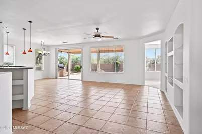 9518 N Twinkling Shadows Way, Tucson, AZ 85743 - Photo 5