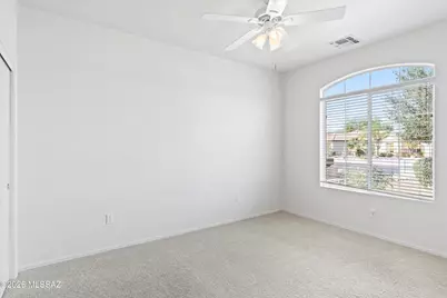 9518 N Twinkling Shadows Way, Tucson, AZ 85743 - Photo 31