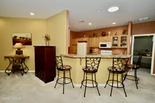 733 W Shadow Wood St, Green Valley, AZ 85614 - Photo 17