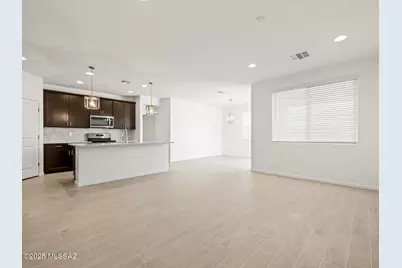 8283 S Cabari Mine Way, Tucson, AZ 85747 - Photo 7