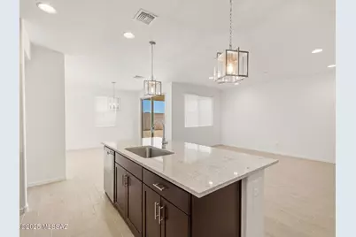 8283 S Cabari Mine Way, Tucson, AZ 85747 - Photo 5