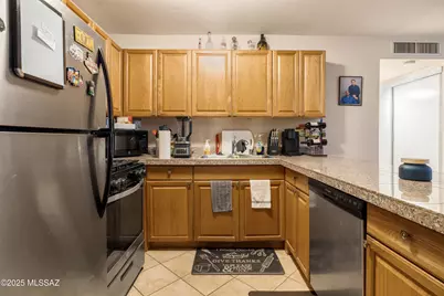 806 S Langley Avenue #UNIT 104, Tucson, AZ 85710 - Photo 7