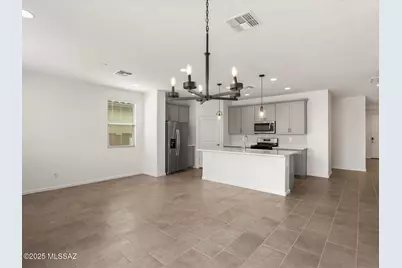 8277 S Cabari Mine Way, Tucson, AZ 85747 - Photo 5