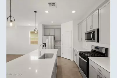 8277 S Cabari Mine Way, Tucson, AZ 85747 - Photo 1