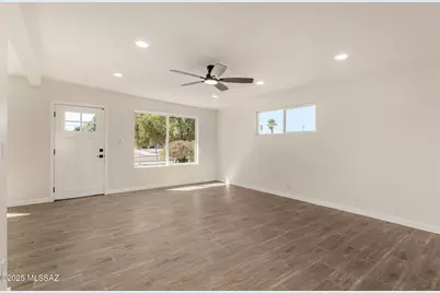 7081 E Calle Betelgeux, Tucson, AZ 85710 - Photo 15