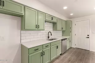 7081 E Calle Betelgeux, Tucson, AZ 85710 - Photo 17