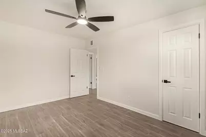 7081 E Calle Betelgeux, Tucson, AZ 85710 - Photo 23