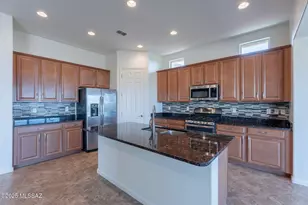 5501 W Bajada Dr, Marana, AZ 85658 - Photo 9