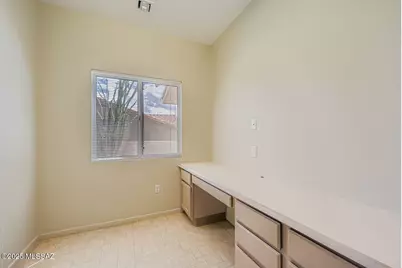 917 E Royal Ridge Drive, Oro Valley, AZ 85755 - Photo 19