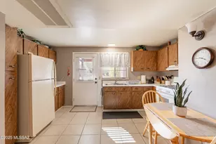 174 S Paseo Tierra, Green Valley, AZ 85614 - Photo 17