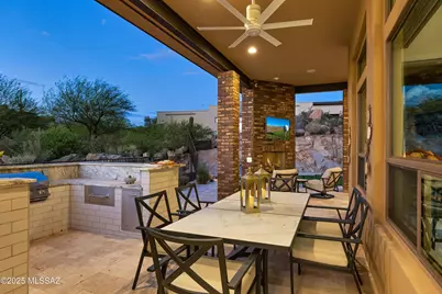 14210 N Stone View Place, Oro Valley, AZ 85755 - Photo 17