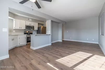 2559 N Tucson Boulevard #1101, Tucson, AZ 85716 - Photo 7