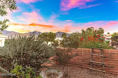 1848 E Crown Ridge Way, Oro Valley, AZ 85755 - Photo 37