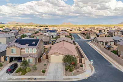 7821 S Wolf Creek Drive, Tucson, AZ 85757 - Photo 31