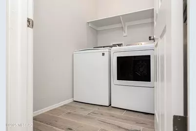 7821 S Wolf Creek Drive, Tucson, AZ 85757 - Photo 21