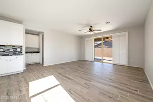 7821 S Wolf Creek Dr, Tucson, AZ 85757 - Photo 3