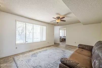 6802 E Rosewood Circle, Tucson, AZ 85710 - Photo 13