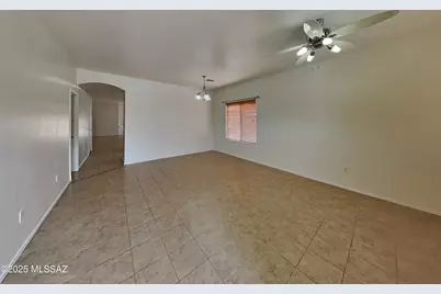 489 E Camino Rancho Seguro, Sahuarita, AZ 85629 - Photo 3