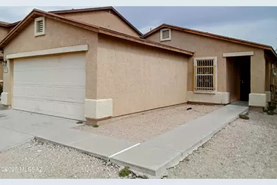 7363 S Bolingbroke Avenue, Tucson, AZ 85746 - Photo 1