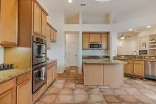 10606 E John McNair Pl, Tucson, AZ 85747 - Photo 5