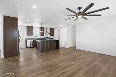 13259 N Derringer Road, Marana, AZ 85653 - Photo 9