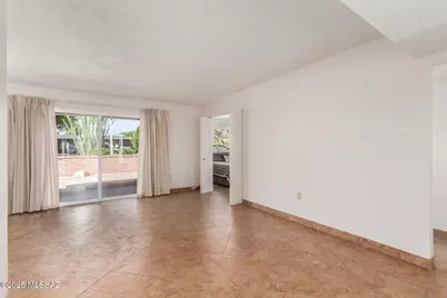 1126 S Alpine Circle, Green Valley, AZ 85614 - Photo 5