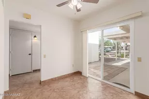 1126 S Alpine Cir, Green Valley, AZ 85614 - Photo 9