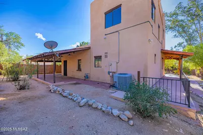 6945 N Oracle Road, Tucson, AZ 85704 - Photo 1