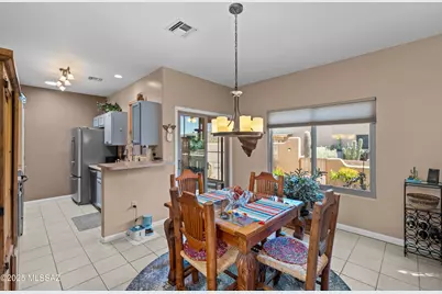 3717 S Camino Del Cefiro, Green Valley, AZ 85614 - Photo 9