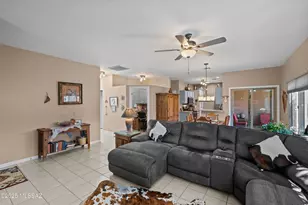 3717 S Camino del Cefiro, Green Valley, AZ 85614 - Photo 7