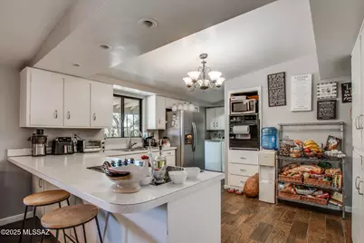 1341 E Bilby Road, Tucson, AZ 85706 - Photo 9