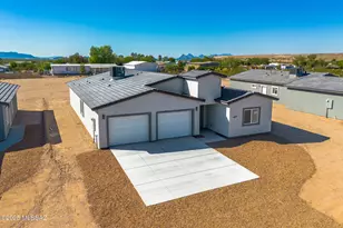 5738 E Hermans Rd, Tucson, AZ 85756 - Photo 3