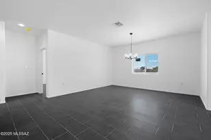 5738 E Hermans Rd, Tucson, AZ 85756 - Photo 11