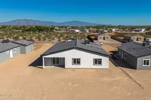 5738 E Hermans Rd, Tucson, AZ 85756 - Photo 31