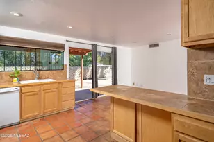 9551 E 30th St, Tucson, AZ 85748 - Photo 3