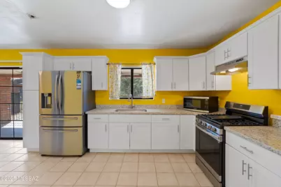 969 Circulo Golondrina, Rio Rico, AZ 85648 - Photo 15