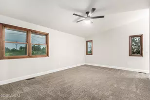 8943 S Emerald Ln, Hereford, AZ 85615 - Photo 13