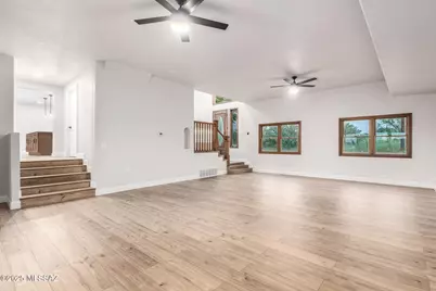 8943 S Emerald Lane, Hereford, AZ 85615 - Photo 5