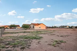 17061 W Starr Rd, Marana, AZ 85653 - Photo 13
