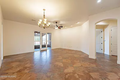 851 E Florida Saddle Court, Green Valley, AZ 85614 - Photo 17