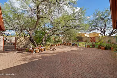 10680 E Camino Tesote Place, Tucson, AZ 85749 - Photo 31