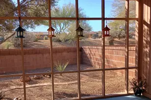 143 N Crescent Bell Dr, Green Valley, AZ 85614 - Photo 25