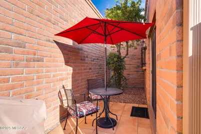 2951 S Placita San Javier, Green Valley, AZ 85622 - Photo 9