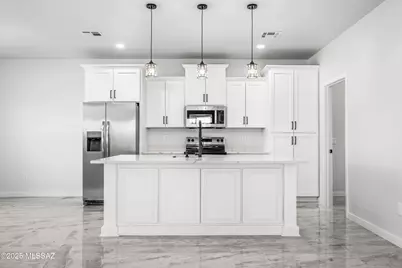 1792 Circulo Canada, Rio Rico, AZ 85648 - Photo 9