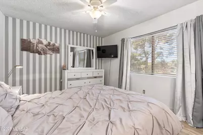 6557 E Calle La Paz #UNIT C, Tucson, AZ 85715 - Photo 13